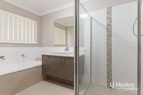 Property photo of 13 Peabody Lane Yarrabilba QLD 4207