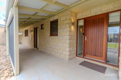 Property photo of 13 Camp Street Carisbrook VIC 3464