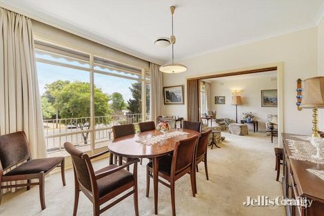 Property photo of 24 Farquharson Street Mount Waverley VIC 3149