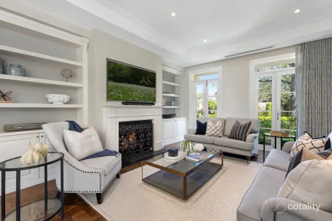 Property photo of 18 Carinya Road Pymble NSW 2073