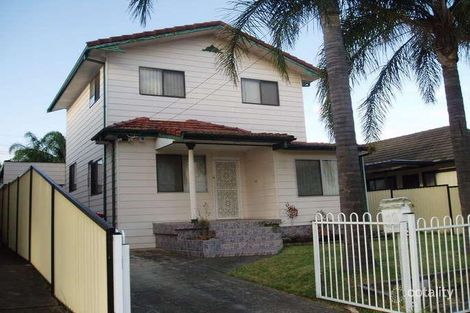 6 Warialda St, Merrylands West, NSW 2160