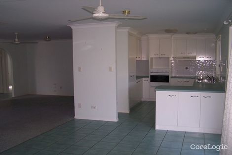 Property photo of 3 Turnbull Court Urangan QLD 4655