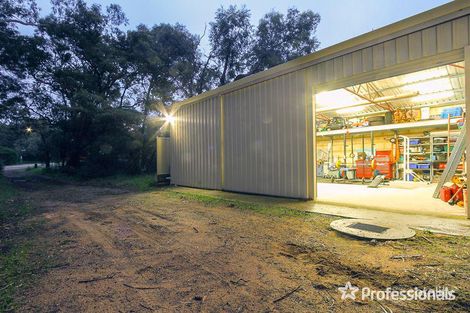 Property photo of 5 Warlingham Drive Lesmurdie WA 6076