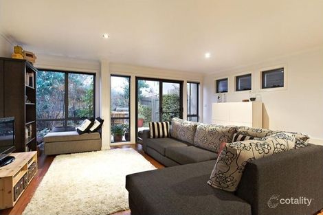 1 BERG PL, COBURG, VIC 3058