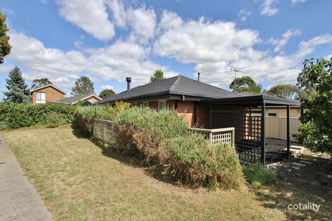 Property photo of 1 Fuchsia Court Narre Warren VIC 3805