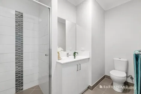 Property photo of 4 Courthouse Walk Doreen VIC 3754