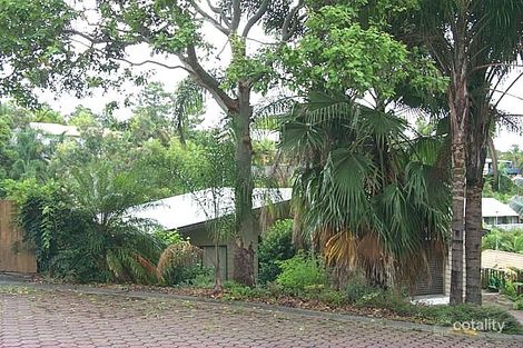 Property photo of 26 Kalamunda Close Elanora QLD 4221