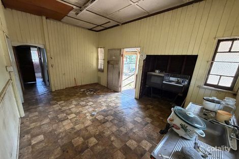 Property photo of 7 Bird Street Bundamba QLD 4304