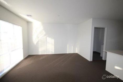 Property photo of 5 Botany Drive Carrum Downs VIC 3201