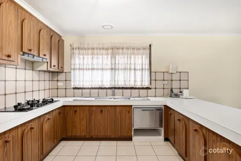 Property photo of 21 Christopher Crescent Tullamarine VIC 3043