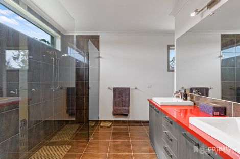 Property photo of 40 Bowles Road Epsom VIC 3551