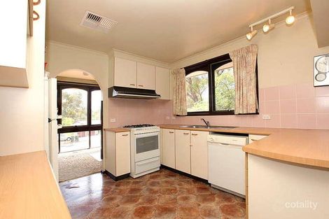 Property photo of 84 McKillop Circuit Kambah ACT 2902