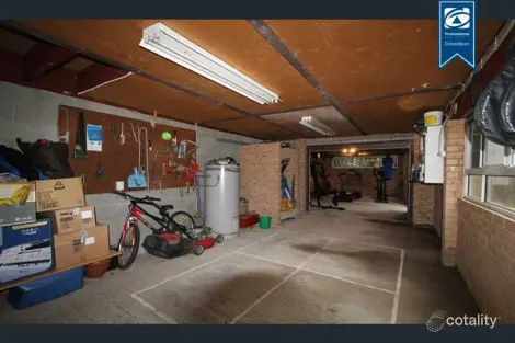 Property photo of 6 Bingara Drive Sandy Point NSW 2172