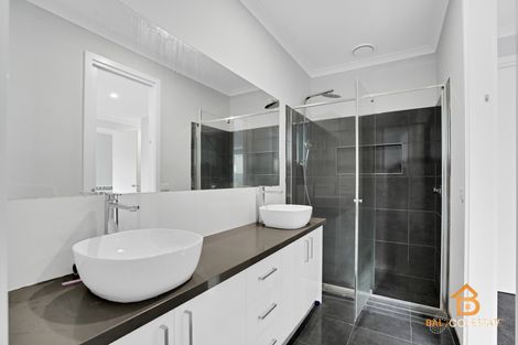 Property photo of 30 Madden Boulevard Tarneit VIC 3029