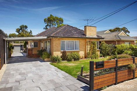 Property photo of 17 Woorigoleen Drive Keilor East VIC 3033