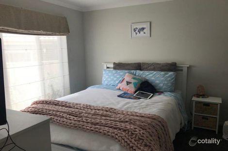 Property photo of 2/6 Hanly Close Canadian VIC 3350