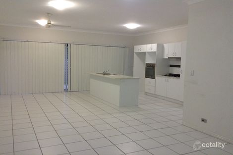 Property photo of 2 Whitehouse Court Redbank Plains QLD 4301