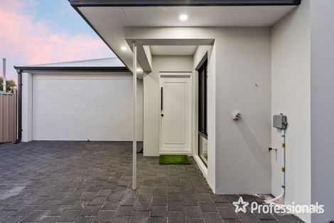 Property photo of 15B Denston Way Girrawheen WA 6064