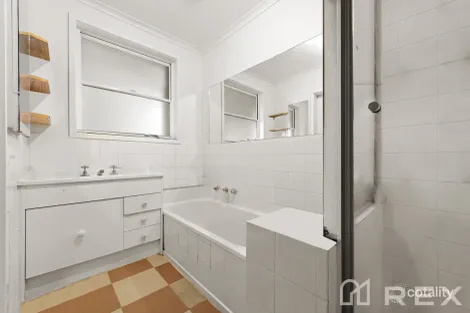 Property photo of 107 Somerville Road Hampton Park VIC 3976