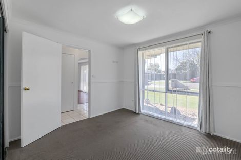 Property photo of 2 Wilga Court Narre Warren VIC 3805