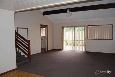 Property photo of 2/46 Greaves Street Inverell NSW 2360