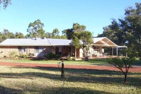 20 Leeward Rd, Leschenault, WA 6233