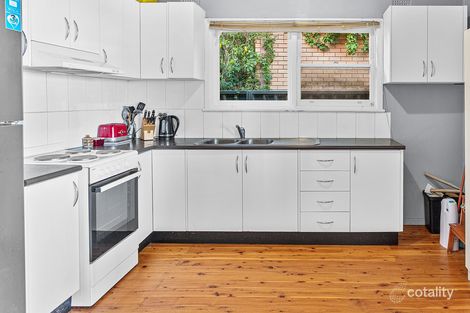 Property photo of 17 Gregory Street Coniston NSW 2500