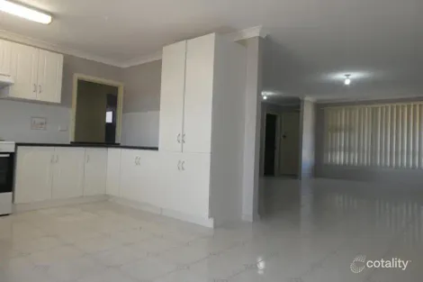 Property photo of 4 Lang Street Smithfield NSW 2164