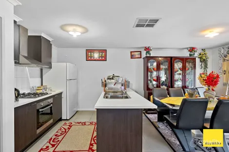 Property photo of 56B Yellowgum Drive Epsom VIC 3551