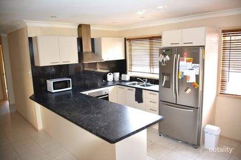 Property photo of 31 Anembo Avenue Summerland Point NSW 2259