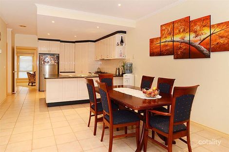 Property photo of 22 Marylou Court Delahey VIC 3037