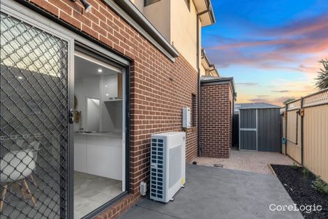 Property photo of 1/45 Manorvale Parade Werribee VIC 3030