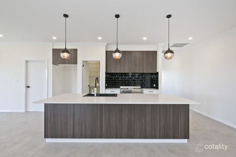 Property photo of 5 Voyager Avenue Goulburn NSW 2580