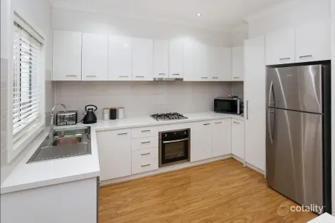 Property photo of 3/53 Chaleyer Street Reservoir VIC 3073