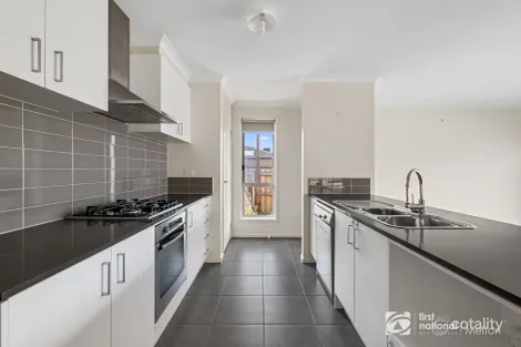 Property photo of 22 Noranda Circuit Harkness VIC 3337
