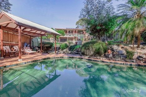 Property photo of 6 Centre Crescent Blaxland NSW 2774