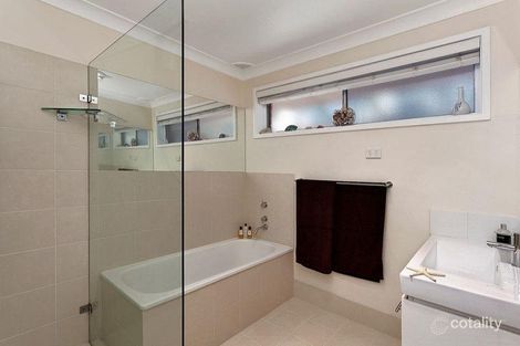 Property photo of 33 Ilford Road Frenchs Forest NSW 2086