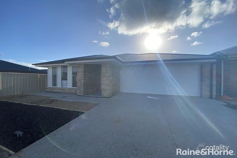 3 Sienna Rd, Munno Para West, SA 5115