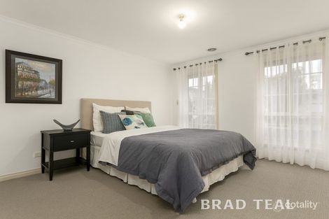 Property photo of 37 Tudor Rose Crescent Sydenham VIC 3037