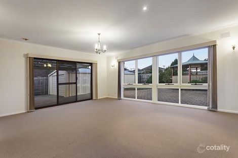 Property photo of 17 Flinders Street Bulleen VIC 3105