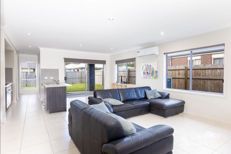 Property photo of 6 Willow Circuit Yarrabilba QLD 4207