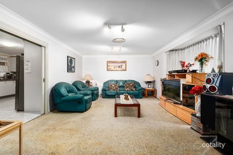 Property photo of 7 Ballard Place Doonside NSW 2767