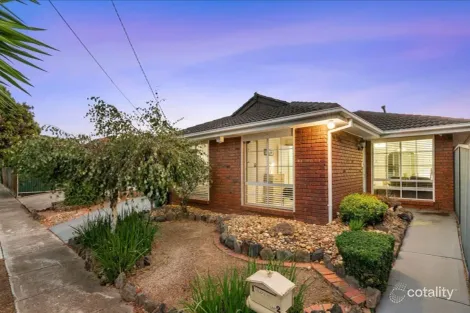 2/1 Budgeree Pl, Hoppers Crossing, VIC 3029