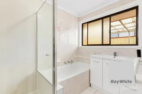 Property photo of 8 Orion Avenue St Albans VIC 3021