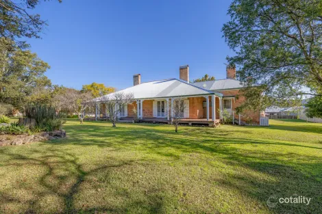 83 Cowper St, Stroud, NSW 2425