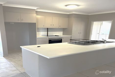 Property photo of 21 Lauren Drive Emerald QLD 4720