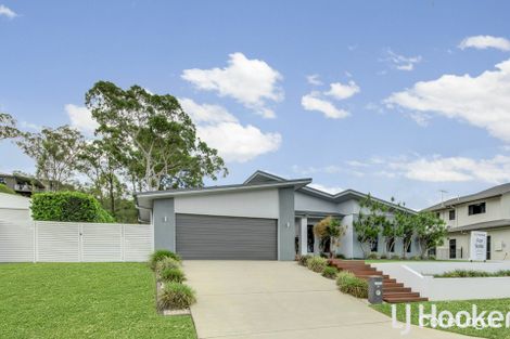 Property photo of 35 Grasstree Crescent Kirkwood QLD 4680