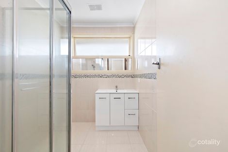 Property photo of 4 Heron Court Thomastown VIC 3074