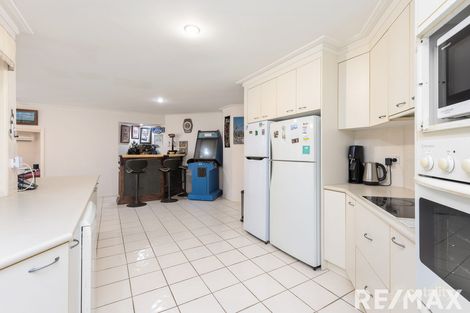 Property photo of 56 Bowerbird Avenue Eli Waters QLD 4655