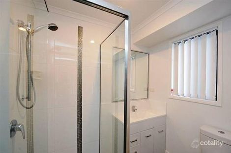 Property photo of 33 Daintree Boulevard New Auckland QLD 4680